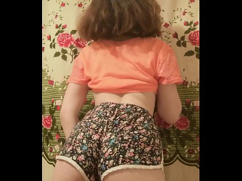 ❤️ Leanbh óg sexy ag baint dá shorts ar cheamara Físeán gnéis  ag porn % ga.xxxtophd.ru%  ☑